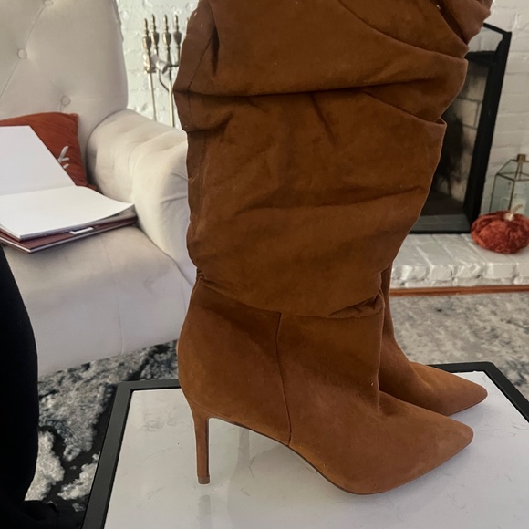 Pointy toe boots - Picture 4 of 5